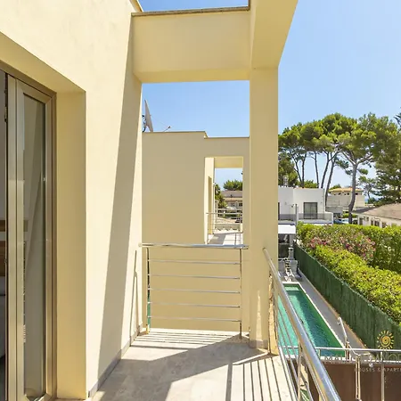 Romantic With View Villa